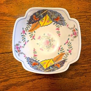 Small tobacco leaf china bowl